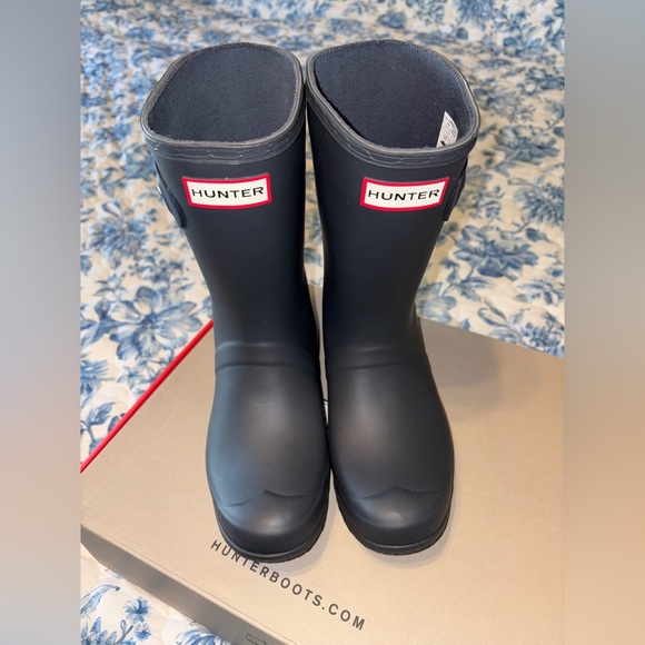 Hunter Charcoal Gray Waterproof Boots - Picture 1 of 3